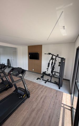 Apartamento à venda com 84m², 2 quartos e 1 vaga Apartamento à venda com 84m², 2 quartos e 1 vagaAcademia