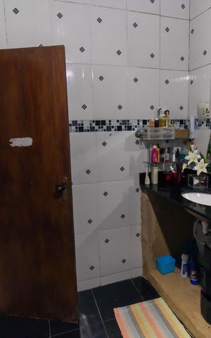 Casa à venda com 160m², 4 quartos e 1 vaga Casa à venda com 160m², 4 quartos e 1 vagaBanheiro