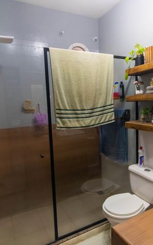 Casa à venda com 160m², 4 quartos e 1 vaga Casa à venda com 160m², 4 quartos e 1 vagaBanheiro