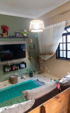 Casa à venda com 160m², 4 quartos e 1 vaga Casa à venda com 160m², 4 quartos e 1 vagaSala