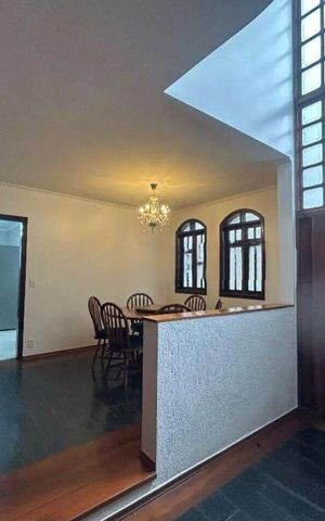 Casa para alugar com 265m², 3 quartos e 2 vagas Casa para alugar com 265m², 3 quartos e 2 vagasSala