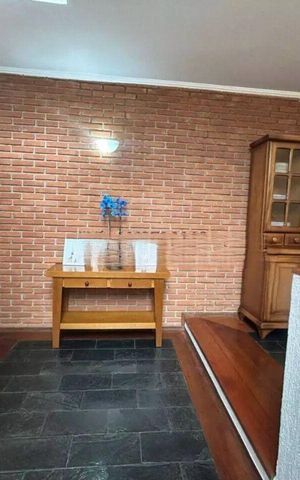 Casa para alugar com 265m², 3 quartos e 2 vagas Casa para alugar com 265m², 3 quartos e 2 vagasSala