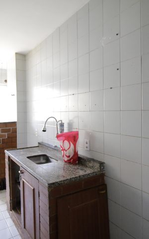 Apartamento à venda com 65m², 3 quartos e 2 vagasCozinha