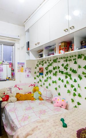 Casa à venda com 175m², 4 quartos e 2 vagas Casa à venda com 175m², 4 quartos e 2 vagasQuarto 2