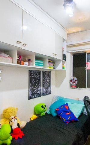 Casa à venda com 175m², 4 quartos e 2 vagas Casa à venda com 175m², 4 quartos e 2 vagasQuarto 3