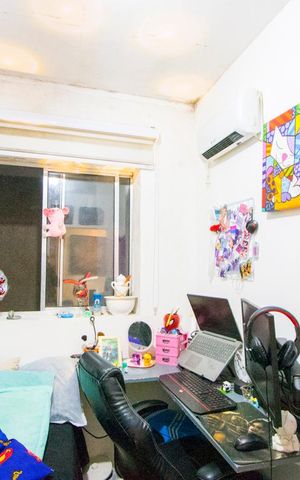 Casa à venda com 175m², 4 quartos e 2 vagas Casa à venda com 175m², 4 quartos e 2 vagasQuarto 3