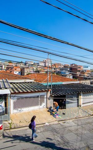 Casa à venda com 175m², 4 quartos e 2 vagas Casa à venda com 175m², 4 quartos e 2 vagasVista do quarto 1