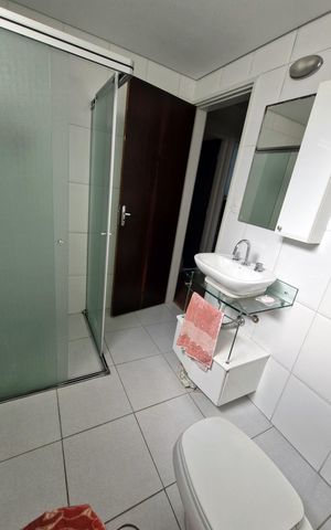 Apartamento à venda com 99m², 2 quartos e 1 vaga Apartamento à venda com 99m², 2 quartos e 1 vagaBanheiro