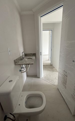 Apartamento à venda com 56m², 2 quartos e 1 vaga Apartamento à venda com 56m², 2 quartos e 1 vagaBanheiro da Suíte
