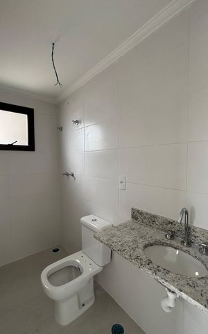 Apartamento à venda com 56m², 2 quartos e 1 vaga Apartamento à venda com 56m², 2 quartos e 1 vagaBanheiro da Suíte