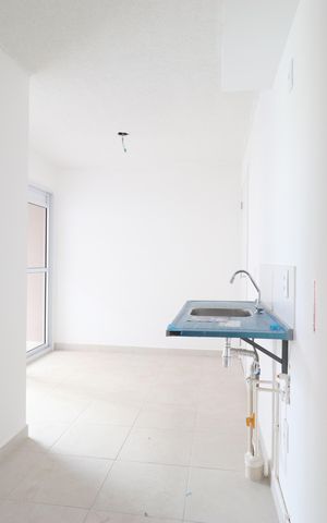 Apartamento à venda com 33m², 2 quartos e sem vagaSala/Cozinha/Área de serviço 