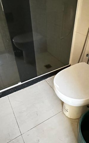 Casa para alugar com 250m², 4 quartos e 2 vagas Casa para alugar com 250m², 4 quartos e 2 vagasBanheiro
