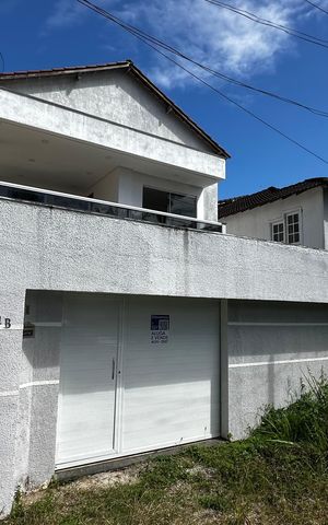 Casa para alugar com 250m², 4 quartos e 2 vagas Casa para alugar com 250m², 4 quartos e 2 vagasFachada