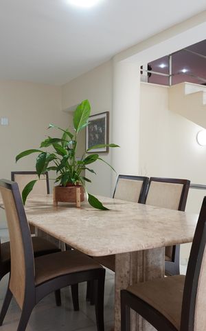 Casa para alugar com 400m², 5 quartos e 4 vagas Casa para alugar com 400m², 5 quartos e 4 vagasSala 2