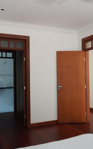Casa para alugar com 400m², 5 quartos e 4 vagas Casa para alugar com 400m², 5 quartos e 4 vagasSuíte 3
