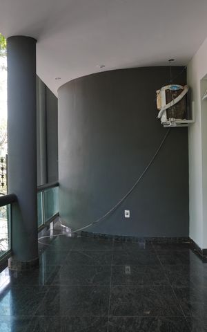 Casa para alugar com 400m², 5 quartos e 4 vagas Casa para alugar com 400m², 5 quartos e 4 vagasVaranda da Sala 3
