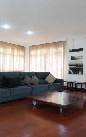 Casa para alugar com 400m², 5 quartos e 4 vagas Casa para alugar com 400m², 5 quartos e 4 vagasSala 3