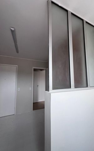 Apartamento à venda com 72m², 2 quartos e 1 vaga Apartamento à venda com 72m², 2 quartos e 1 vagaÁrea de serviço