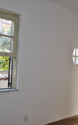 Casa de condomínio à venda com 150m², 3 quartos e 3 vagasSala