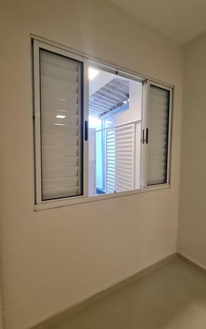 Casa à venda com 100m², 3 quartos e 2 vagas Casa à venda com 100m², 3 quartos e 2 vagasQuarto
