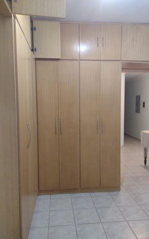 Casa de condomínio para alugar com 600m², 4 quartos e 12 vagas