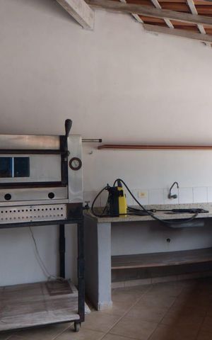 Casa de condomínio para alugar com 600m², 4 quartos e 12 vagas
