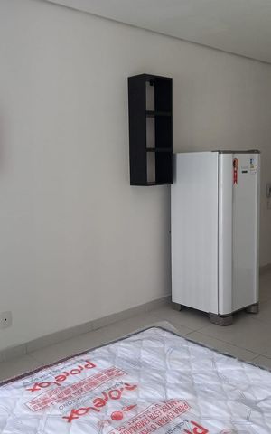Apartamento à venda com 28m², 1 quarto e sem vaga Apartamento à venda com 28m², 1 quarto e sem vagaSala/Quarto