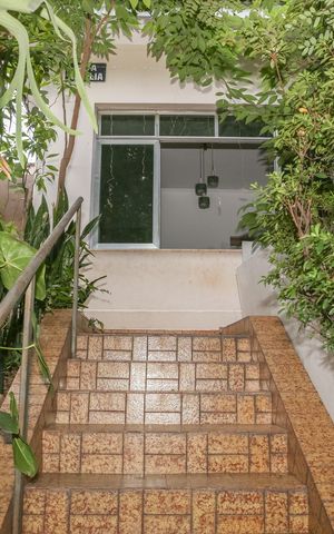 Casa para alugar com 345m², 3 quartos e 1 vaga Casa para alugar com 345m², 3 quartos e 1 vagaEntrada