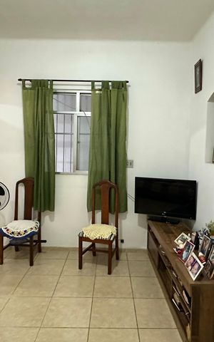 Casa à venda com 85m², 2 quartos e sem vaga