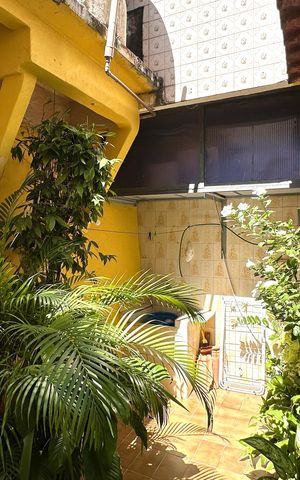 Casa à venda com 85m², 2 quartos e sem vaga