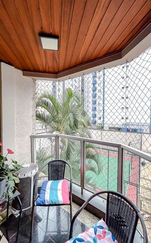 Apartamento à venda com 80m², 3 quartos e 1 vagaVaranda