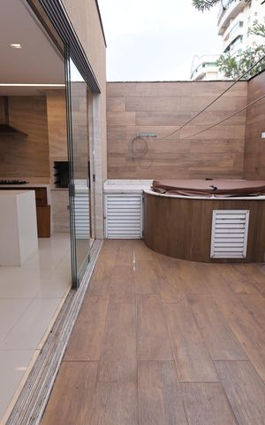 Casa de condomínio à venda com 156m², 3 quartos e 2 vagasOfurô