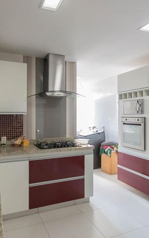 Apartamento à venda com 110m², 3 quartos e 2 vagasCozinha 