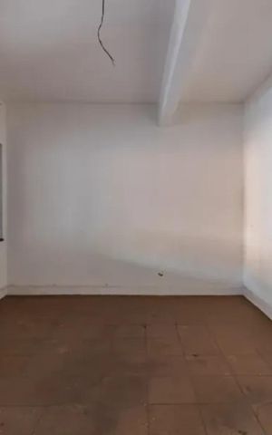 Casa à venda com 210m², 6 quartos e 2 vagas Casa à venda com 210m², 6 quartos e 2 vagasSala