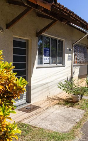 Apartamento para alugar com 55m², 2 quartos e 1 vaga Apartamento para alugar com 55m², 2 quartos e 1 vagaFachada