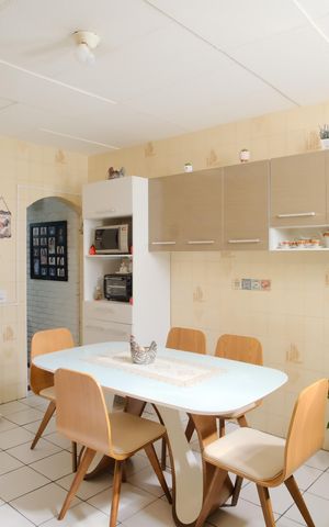 Casa à venda com 139m², 4 quartos e 2 vagasCozinha