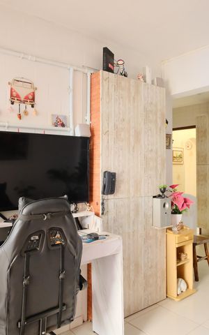 Casa à venda com 139m², 4 quartos e 2 vagasEscritório