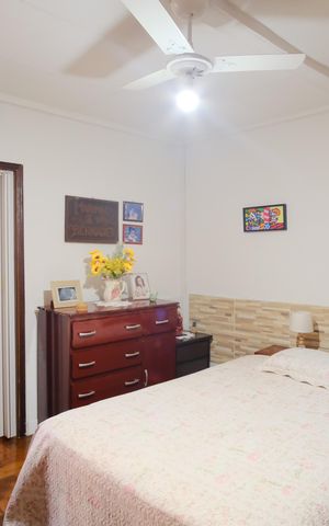 Casa à venda com 139m², 4 quartos e 2 vagasSuíte