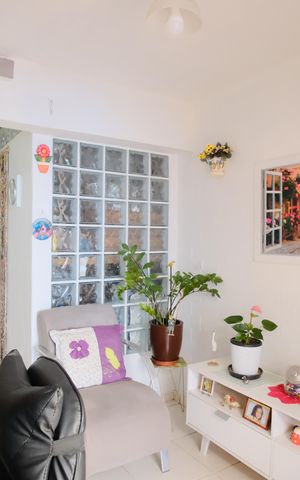 Casa à venda com 139m², 4 quartos e 2 vagasEscritório
