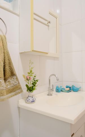 Casa à venda com 139m², 4 quartos e 2 vagasBanheiro Social