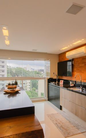 Apartamento à venda com 198m², 3 quartos e 4 vagas Apartamento à venda com 198m², 3 quartos e 4 vagasSala