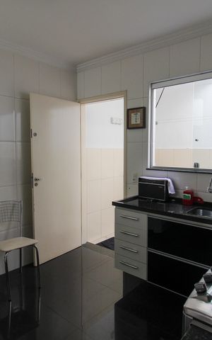 Casa de condomínio à venda com 78m², 2 quartos e 2 vagasCozinha