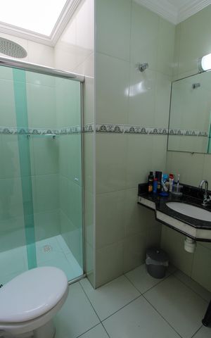 Casa de condomínio à venda com 78m², 2 quartos e 2 vagasBanheiro do Quarto 2