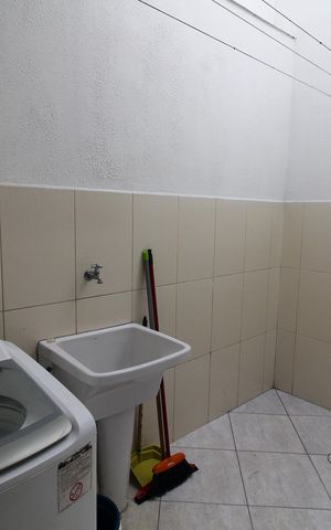 Casa de condomínio à venda com 78m², 2 quartos e 2 vagasÁrea de Serviço