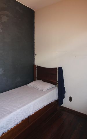 Casa à venda com 320m², 5 quartos e 3 vagasQuarto 2