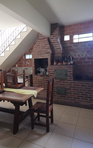Casa à venda com 320m², 5 quartos e 3 vagasÁrea gourmet