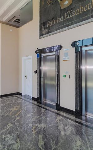 Apartamento à venda com 139m², 3 quartos e 3 vagas Apartamento à venda com 139m², 3 quartos e 3 vagasHall social