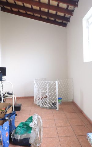 Casa à venda com 144m², 3 quartos e 2 vagasQuarto de Serviço