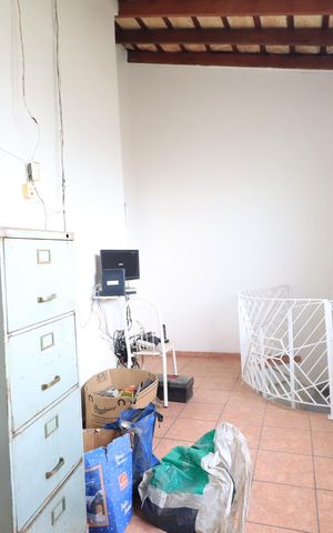 Casa à venda com 144m², 3 quartos e 2 vagasQuarto de Serviço