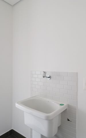 Apartamento à venda com 82m², 3 quartos e 1 vagaÁrea de Serviço